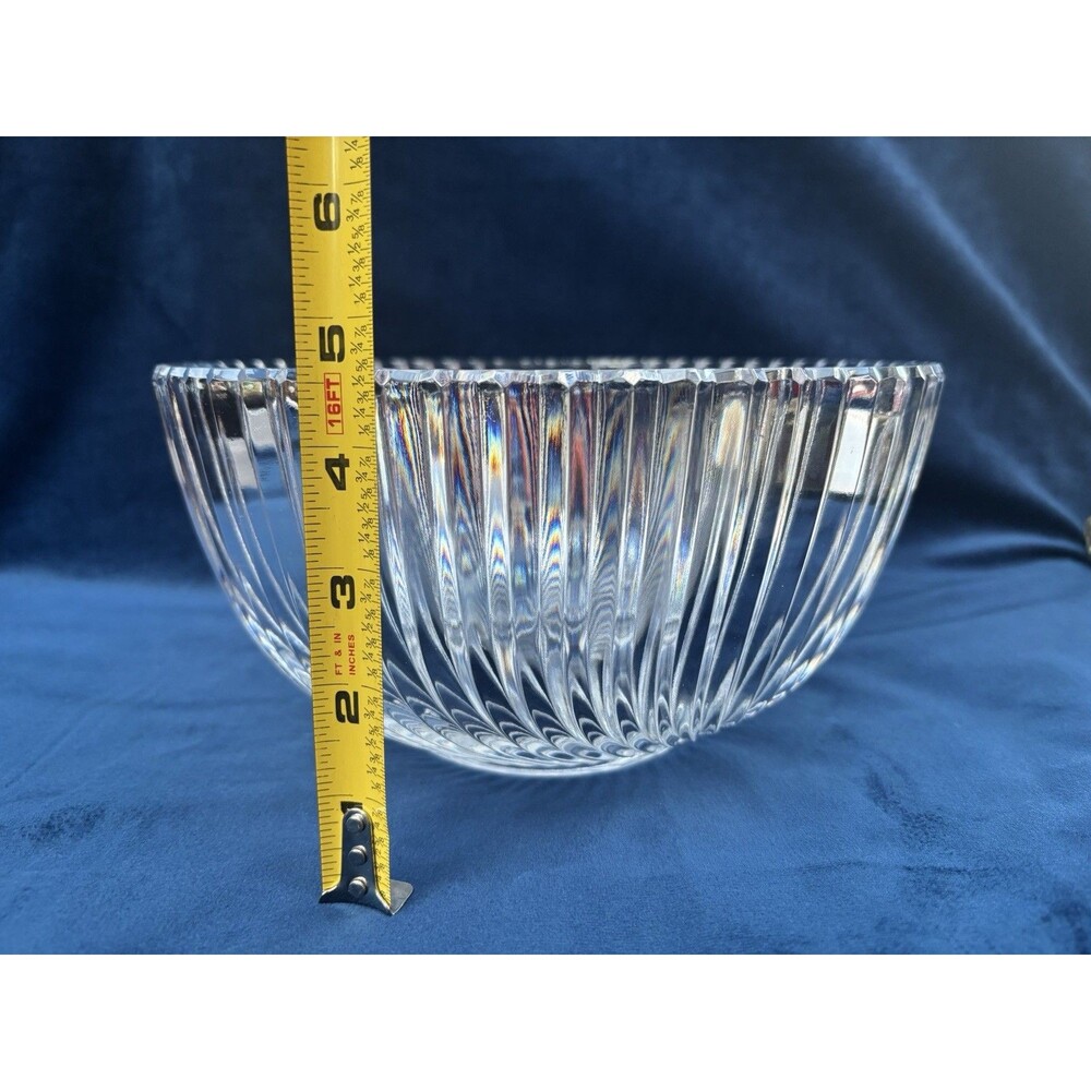 Vintage Clear Ribbed Swirl Glass Serving Bowl Heavy Crystal Style Centerpiece 9”